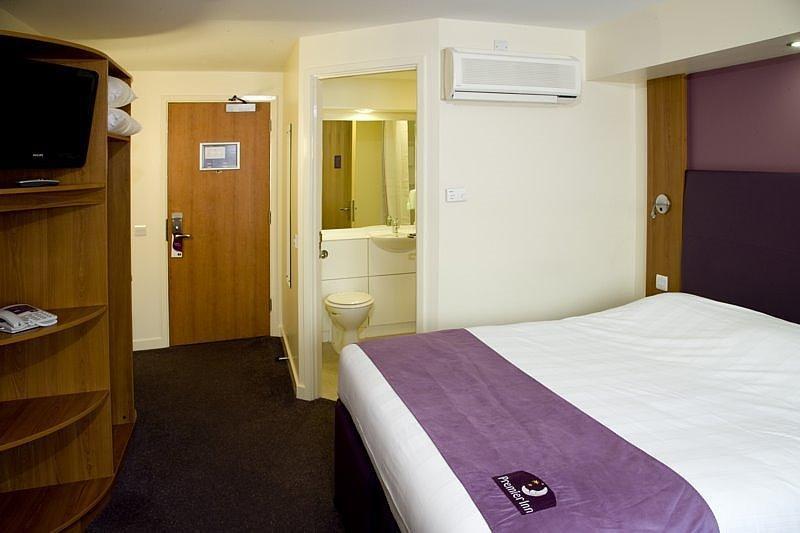 Premier Inn Liverpool City Centre - Moorfields 객실 사진